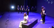 Entrevista a Imma Llorens: Mostra XVIII de Teatre Juvenil 2018 Alumnes de diferents instituts, reproduïnt una escena conjunta.